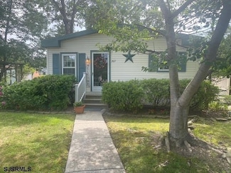 207 Dock Ln, Egg Harbor Township, NJ 08234