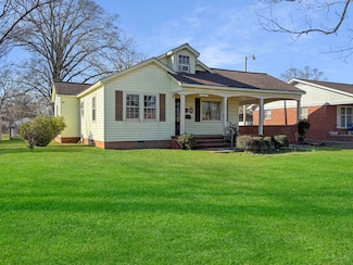 508 8th St S, Amory, MS 38821