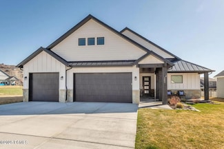1282 Canyon View Rd, Midway, UT 84049