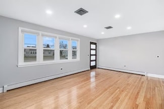 50 Riverview Ave, Westerly, RI 02891