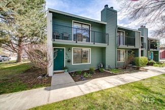 3017 S Windstream Ln, Boise, ID 83706