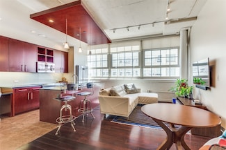 2600 W 7th St Unit 1417, Fort Worth, TX 76107