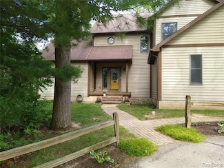 1455 Sand Rd, Port Austin, MI 48467