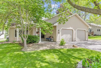 12325 Jonquil St NW, Coon Rapids, MN 55433