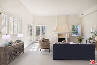 820 S Gretna Green Way Unit 7, Los Angeles, CA 90049