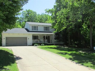 5925 Stephanie Ln, Solon, OH 44139