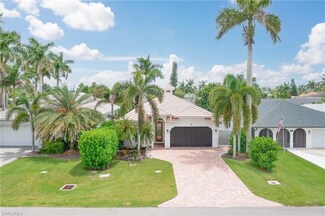 708 108th Ave N, Naples, FL 34108
