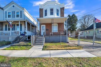 238 Carre Ave, Essington, PA 19029