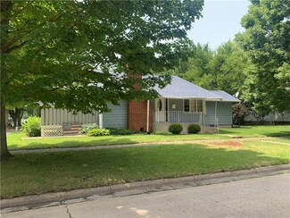 315 S State St, Pana, IL 62557