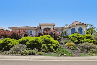 683 Russell Dr, Folsom, CA 95630