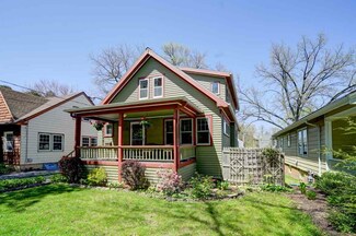 2622 Chamberlain Ave, Madison, WI 53705