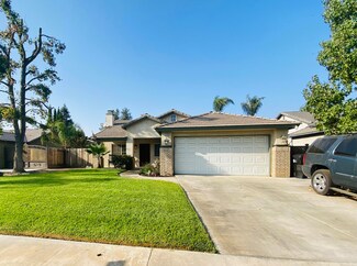 1690 W Median Ave, Porterville, CA 93257