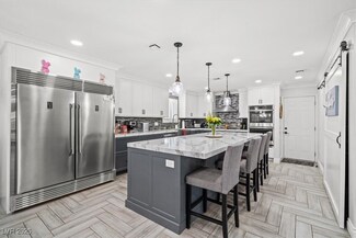 6995 Rogers St, Las Vegas, NV 89118