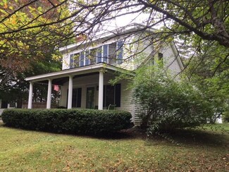 14 Main St Mall, Thomaston, ME 04861