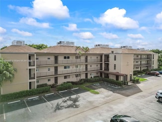 7900 NW 50th St Unit 104, Lauderhill, FL 33351