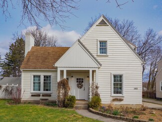 1659 Bridge St NW, Grand Rapids, MI 49504