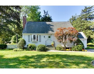 1 Haven Ln, Wayland, MA 01778