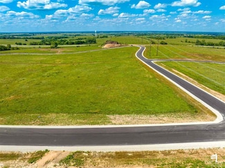 14205 Prairie Trail, Wamego, KS 66547