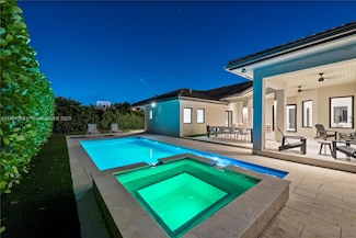525 SW 87th Ave, Miami, FL 33174