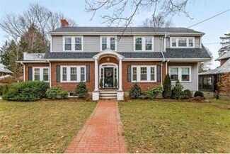 12 Fellsmere Rd, Newton Center, MA 02459