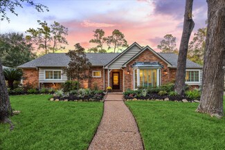 10122 Pine Forest Rd, Houston, TX 77042