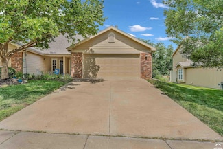 2614 Sawgrass Dr, Lawrence, KS 66047