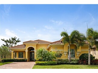 3203 Atlantic Cir, Naples, FL 34119
