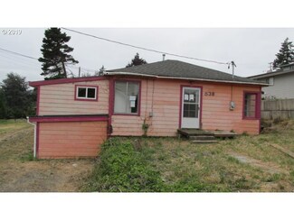 538 Herman St, Myrtle Point, OR 97458