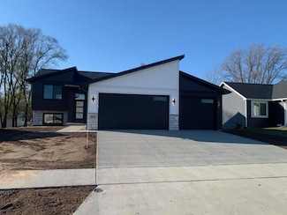 3645 Meadow Sage Ct NE, Rochester, MN 55904