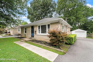 8138 Entrance Rd, Louisville, KY 40258