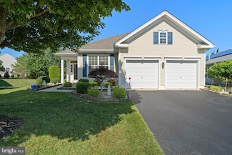 8 Spout Terrace, Barnegat, NJ 08005