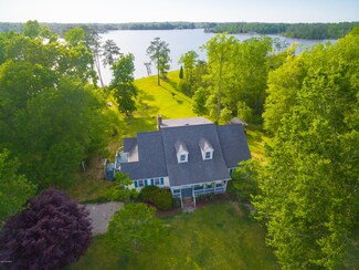 1495 Gerard Ln, Blounts Creek, NC 27814