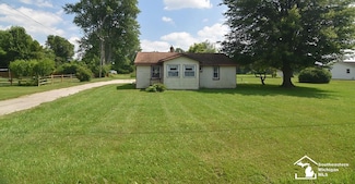 13493 Dixon Rd, Dundee, MI 48131