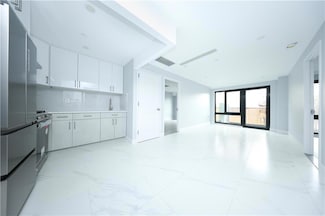 643 5th Ave Unit 4D, Brooklyn, NY 11215