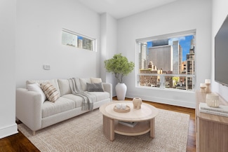 250 E 49th St Unit 10A, New York, NY 10017