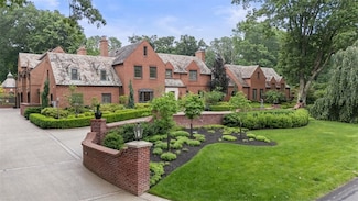 1909 Highgate Rd, Pittsburgh, PA 15241