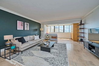 6 Whittier Place Unit 10H, Boston, MA 02114