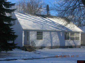 841 3rd Ave SW, Wells, MN 56097