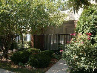 132 E 32nd St Unit 132, Chicago, IL 60616