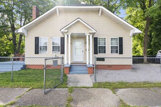 350 N Clark St, Henderson, NC 27536