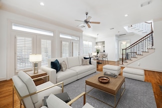 1826 Colquitt St, Houston, TX 77098