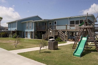 1250 N Crystal Beach Rd, Bolivar Peninsula, TX 77650