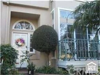 19306 Sawgrass Ln, Huntington Beach, CA 92648