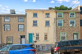 126 Grape St, Philadelphia, PA 19127