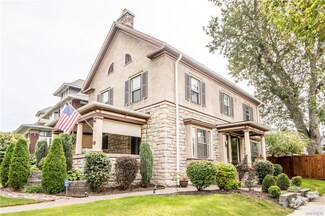 42 Willowlawn St, Buffalo, NY 14214