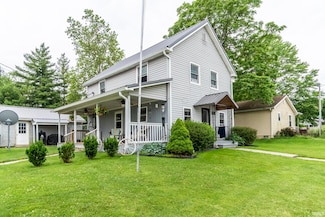 200 Pyle St, Geneva, IN 46740