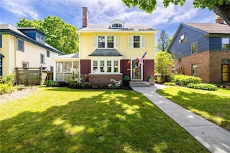 229 Rockingham St, Rochester, NY 14620