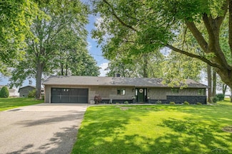 44 N Linwood Beach Rd, Linwood, MI 48634
