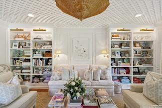 643 Terrell Rd, San Antonio, TX 78209