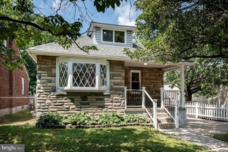 1016 Leiper St, Crum Lynne, PA 19022